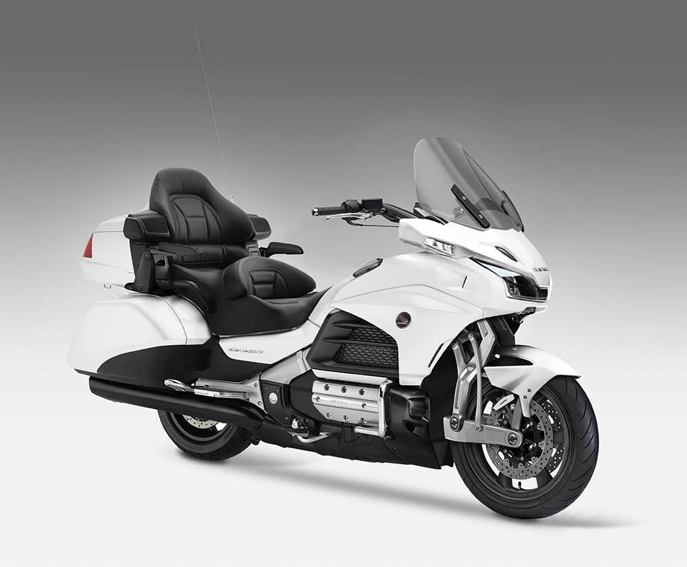 2018 honda gold wing leaks out with new front suspension 119593 1