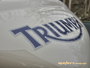 Triumph StreetTriple