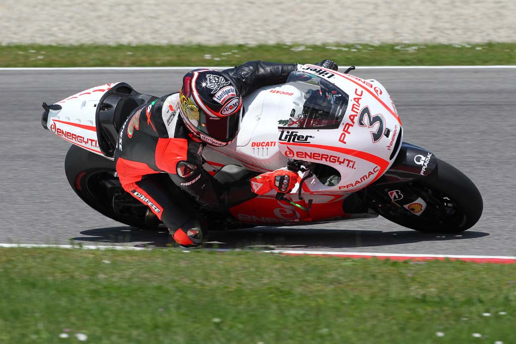 Императорот се врати на МотоГП машина 060613-max-biaggi-pramac-ducati-motogp-test-01