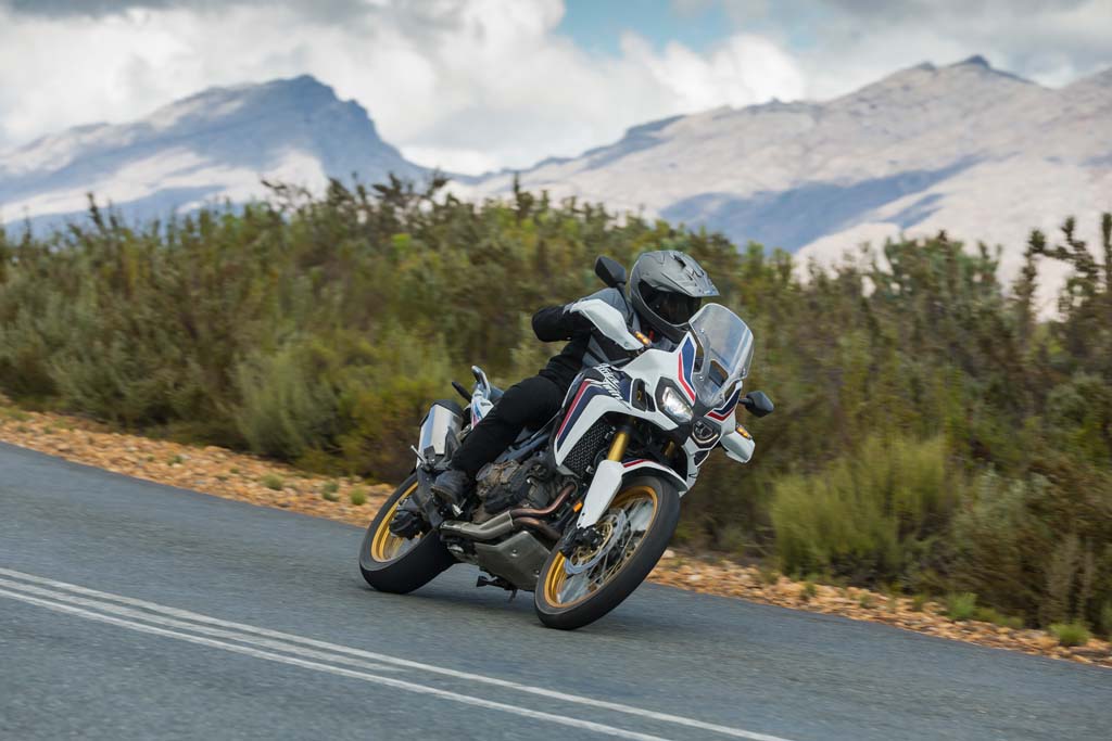 Honda Africa Twin на тестот во Јужна Афика 121515 2016 honda crf1000l africatwin ym16 1276b
