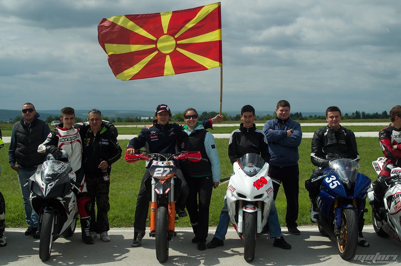 Македонската експедиција на патеката Плевен во Бугарија 1487823 10152467102480330 3760860993438546320 o