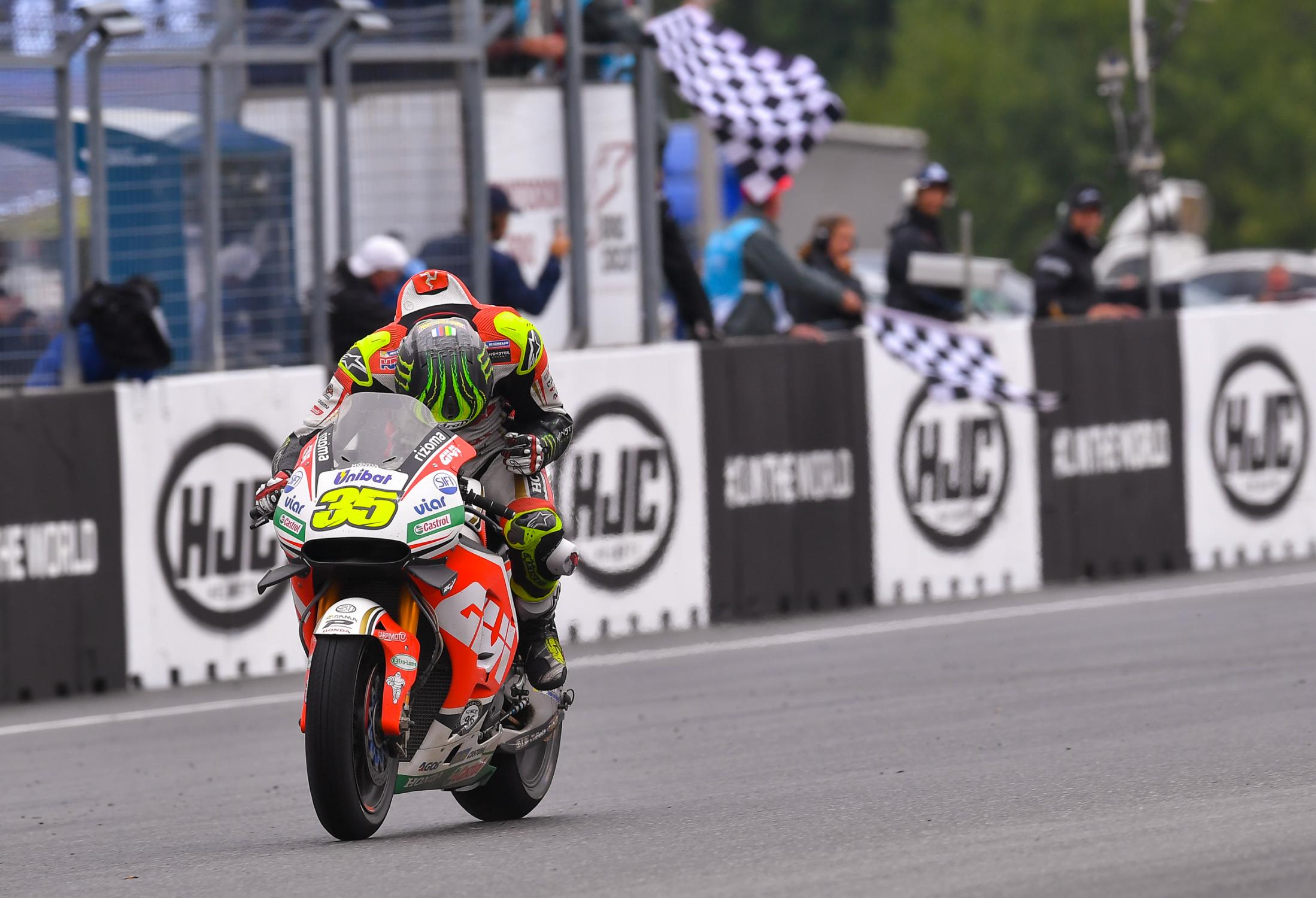 35 cal crutchlow engunknown 1.gallery full top fullscreen