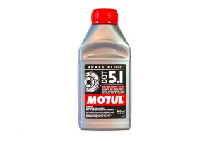 Motul DOT 5.1 Brake Fluid 500ml 300x200