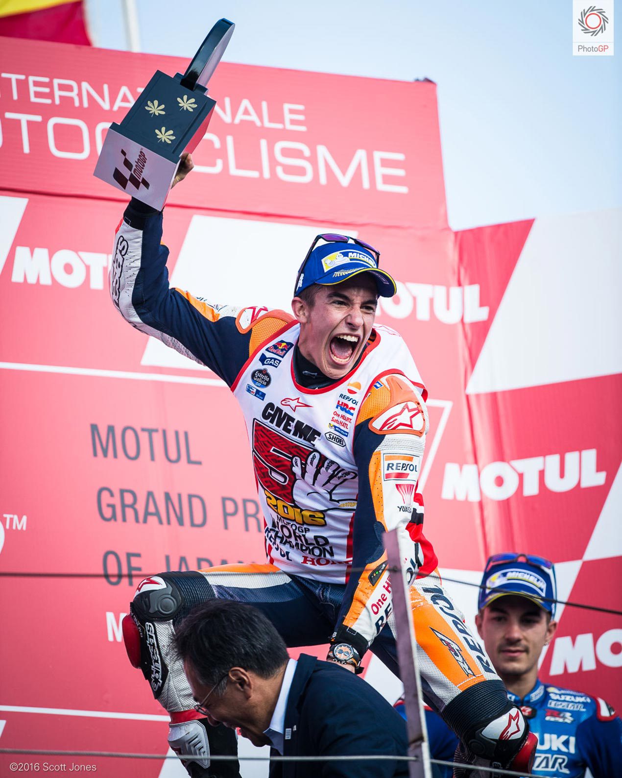 Twin Ring Motegi 2016 Marc Marquez on top 1