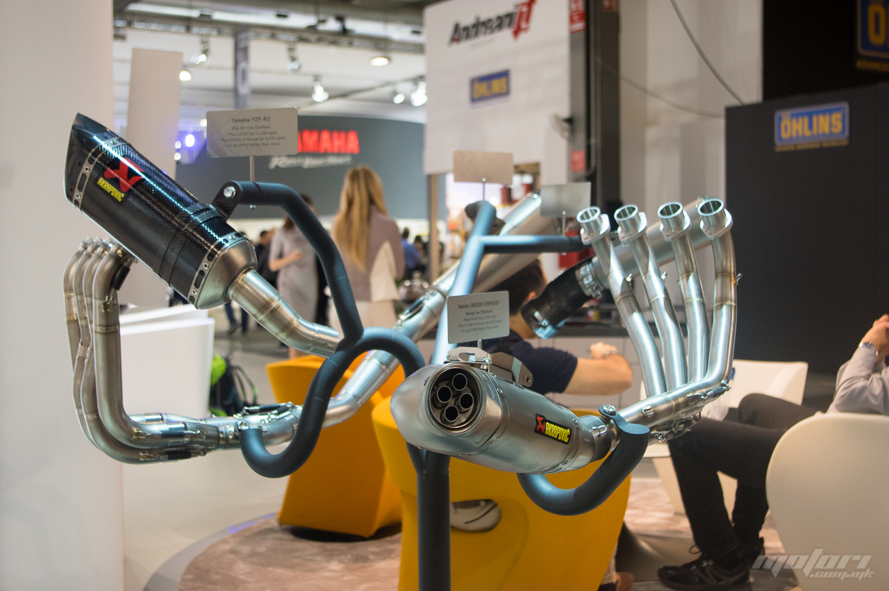 Издувите на Акрапович доаѓаат во различни форми и големини akrapovic 2016
