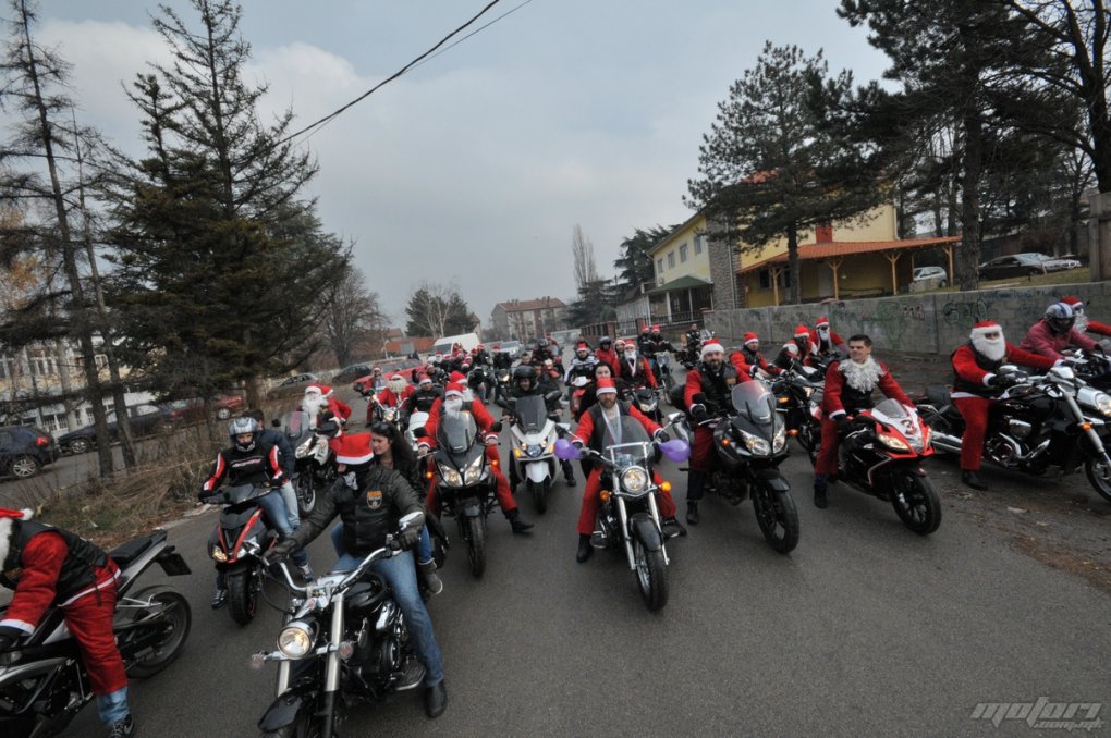 dedo-mraz-na-motor