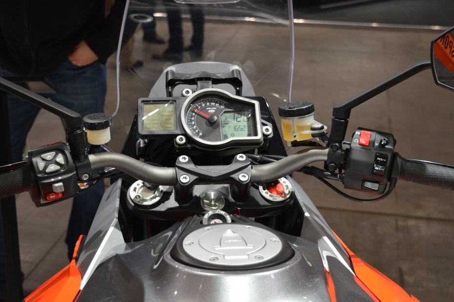 ktm 1290 super duke gt 6