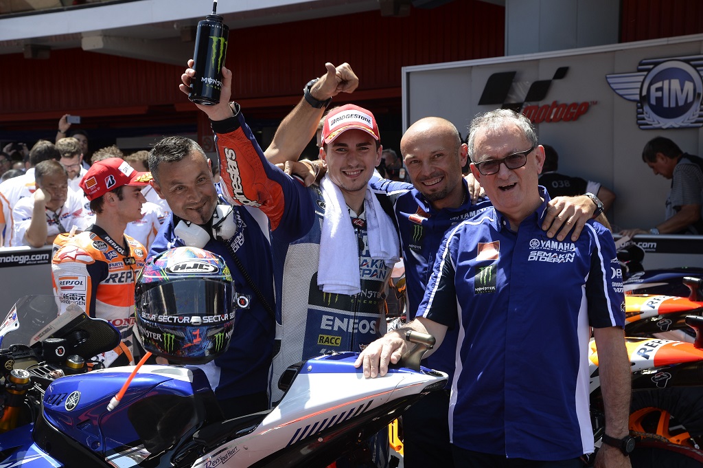 lorenzo-yamaha-motogp-catalunya-02