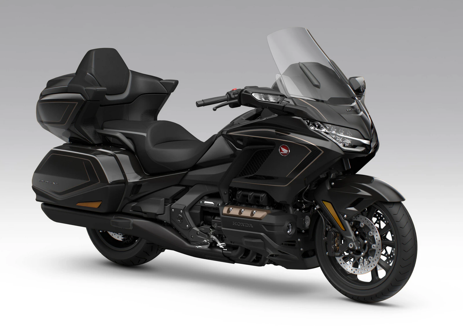 Honda Gold Wing Tour 2027 во нова боја