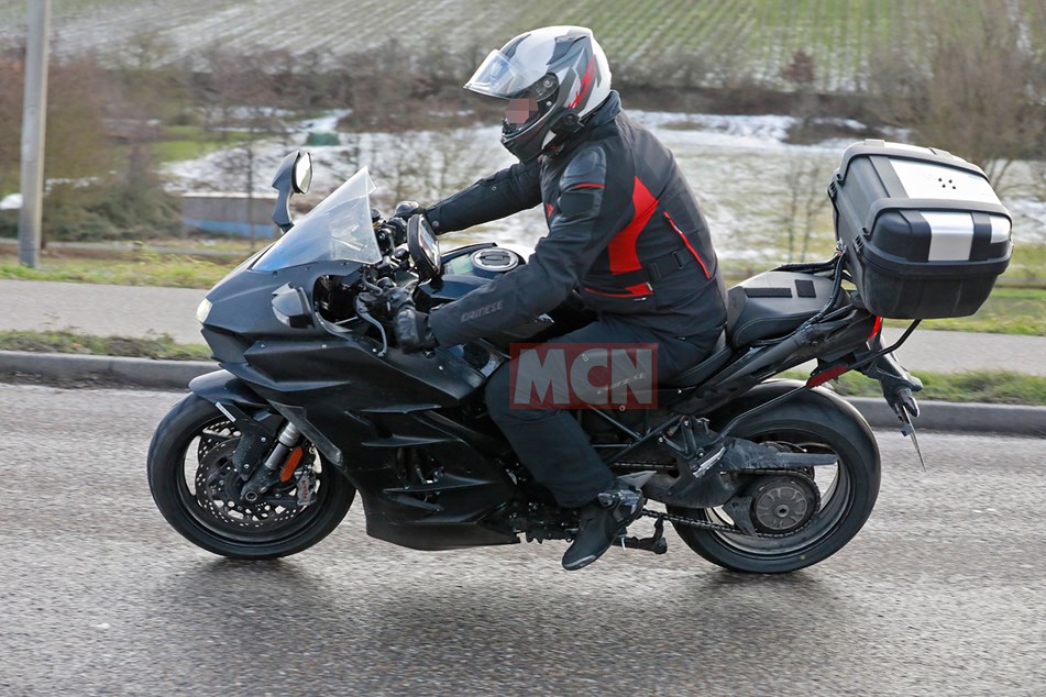 Kawasaki H2 SX spy 2