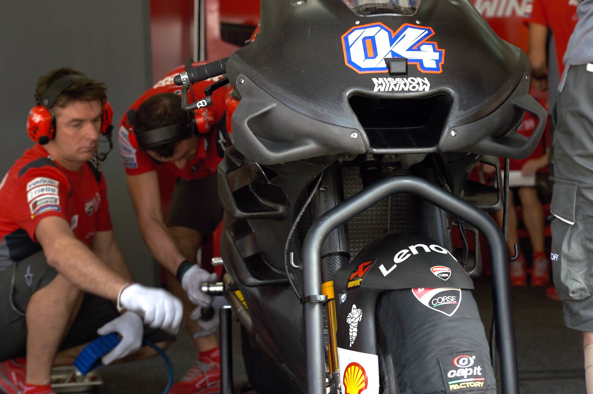 Yamaha Ducati Txt 4 13 02