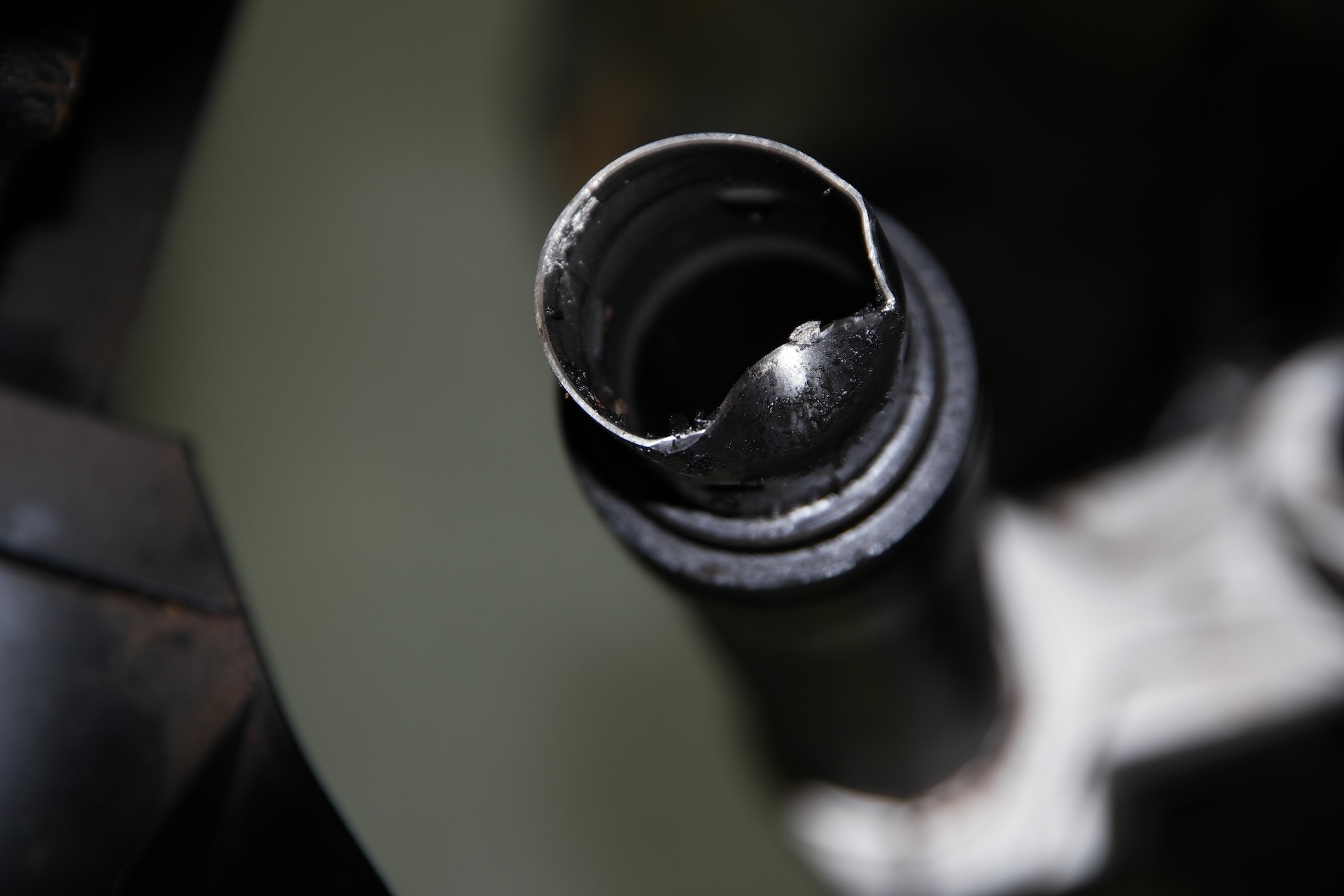 massive bmw r 1200 gs recall over bad forks 2