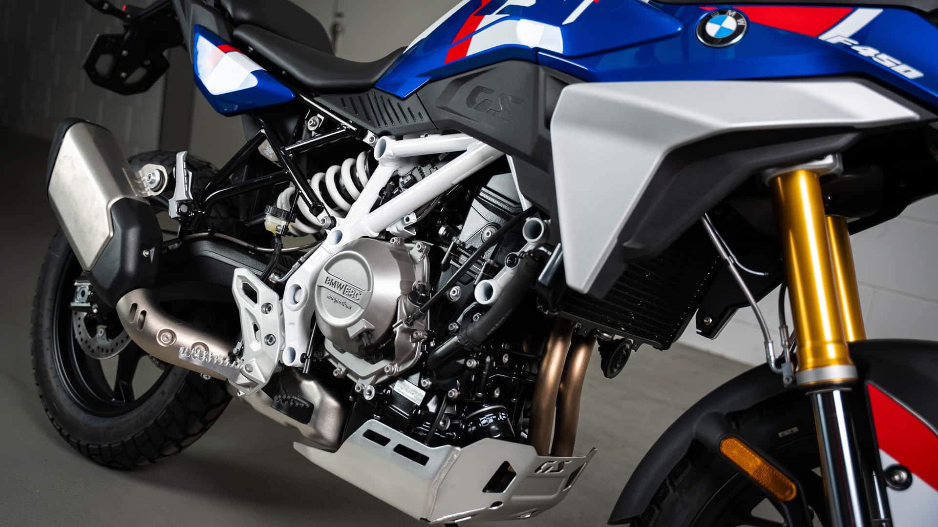 2027 bmw f 450 gs adventure motorcycle 1