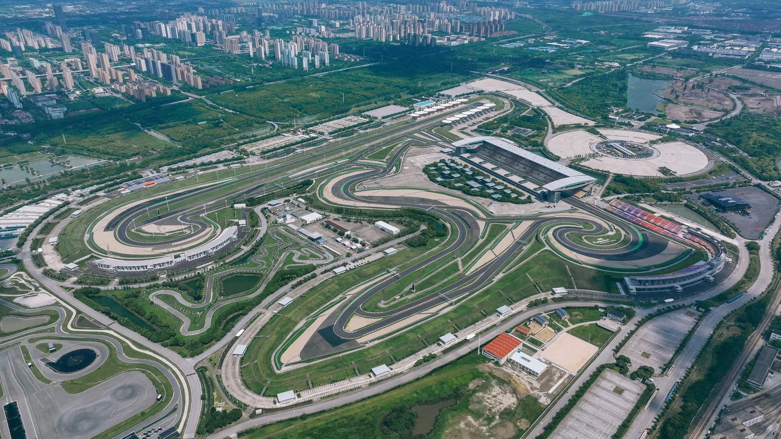 Патеката Shanghai International Circuit во Кина.