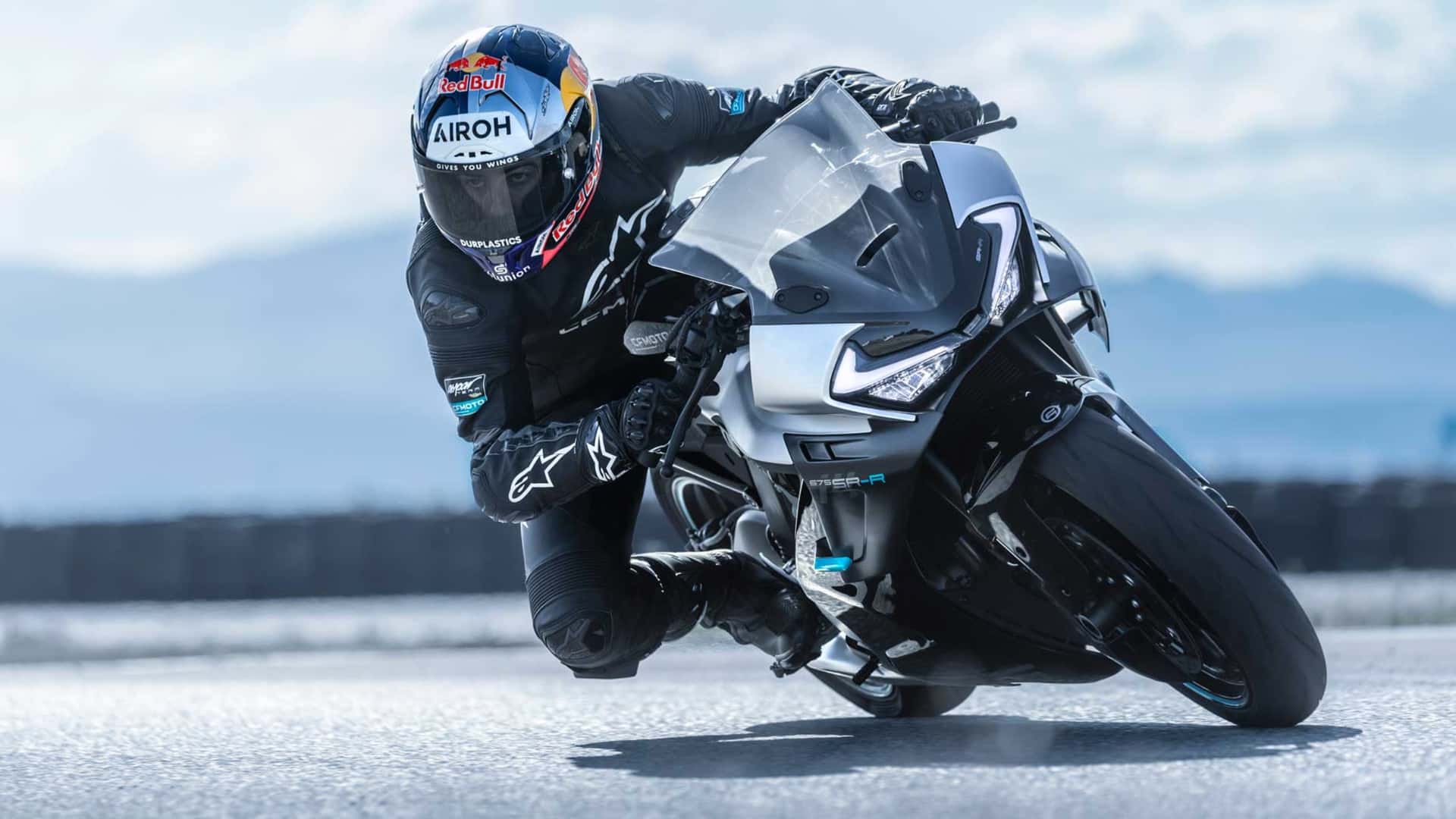 675sr r cfmoto