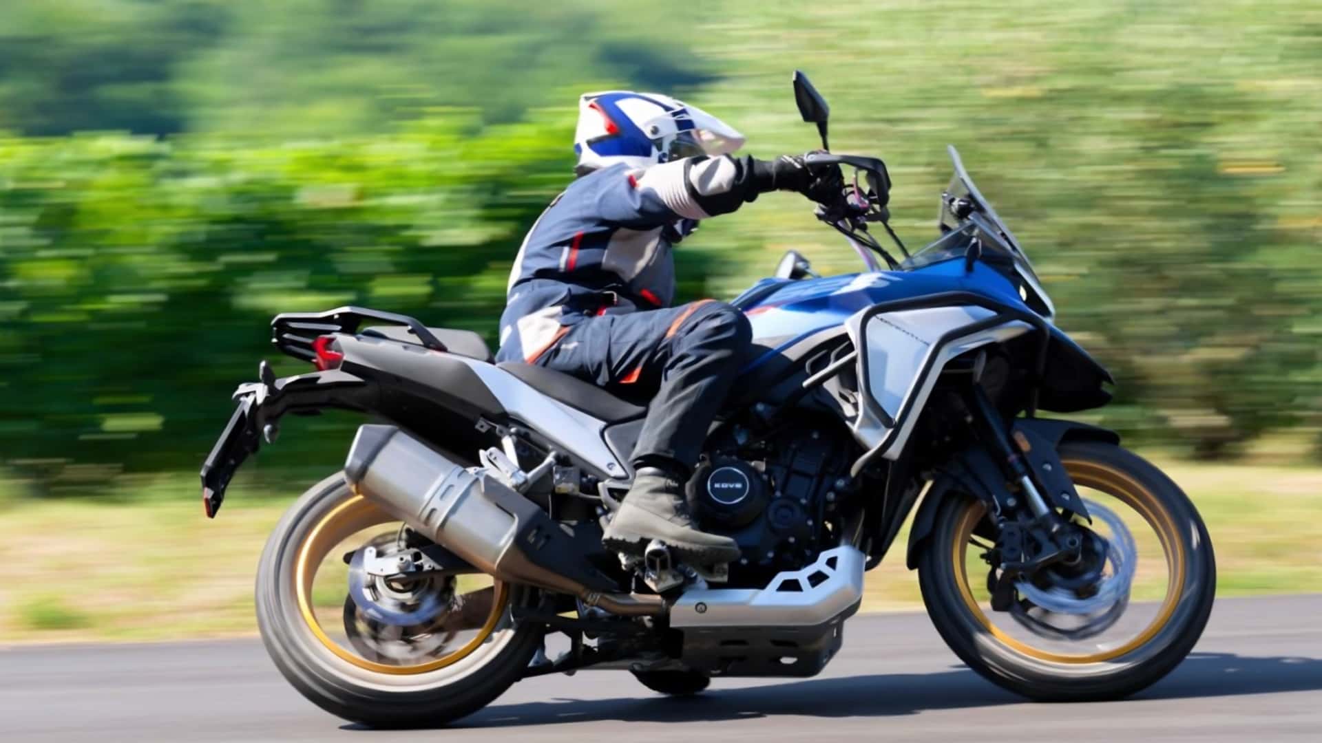 kove 625x adventure bike 1