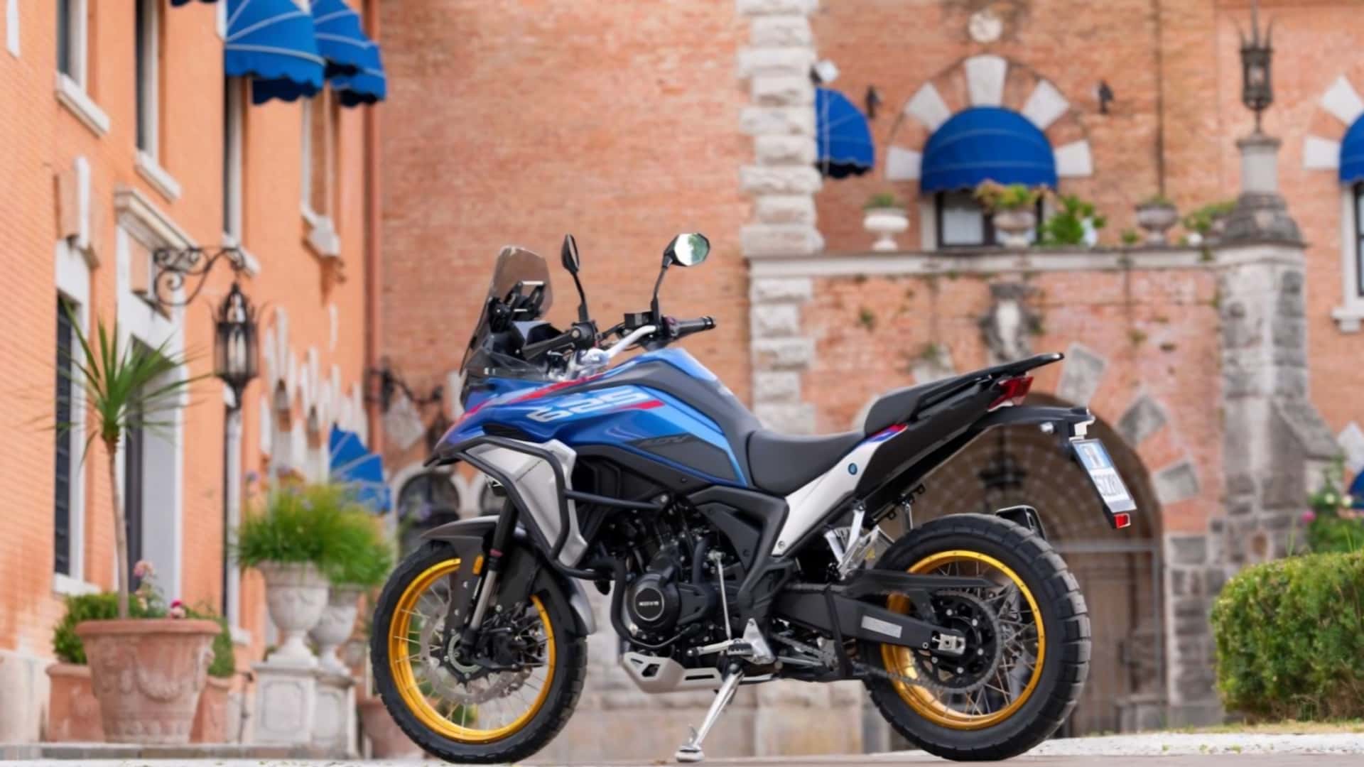 kove 625x adventure bike 3