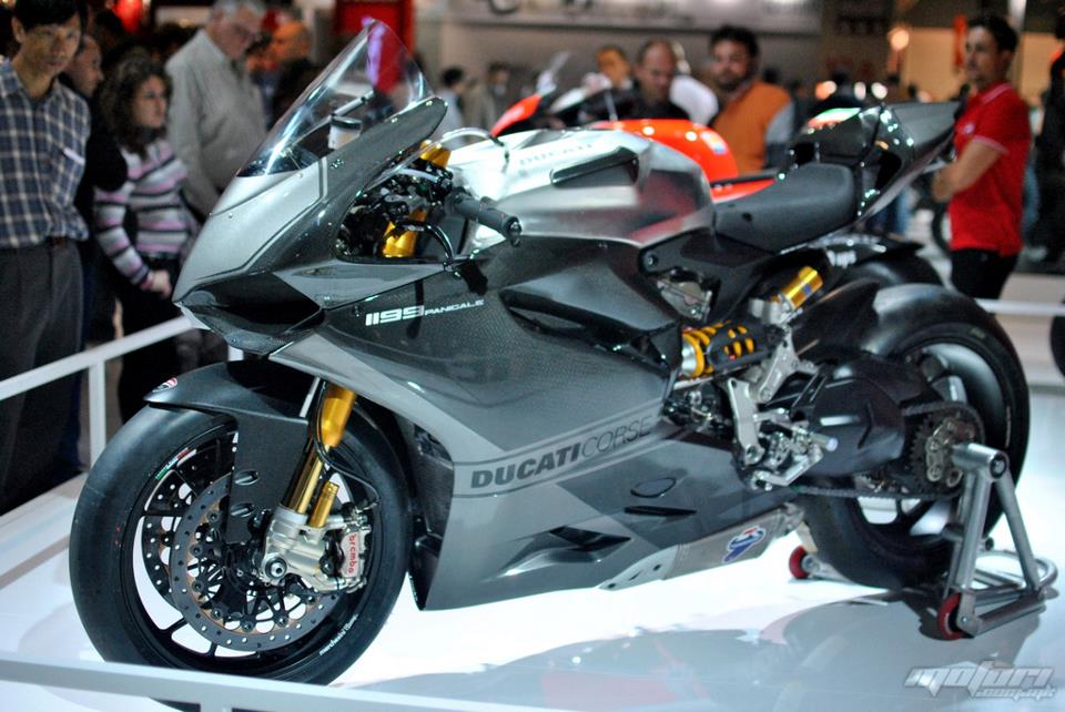 Со RS13 имавме прилика да се запознаеме на саемот EICMA во Милано panigale-2