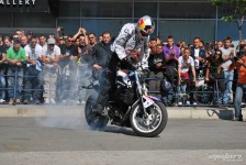 chris_pfeiffer_in_skopje_121_20101002_1196570026
