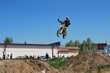 ___198_20100503_1042379617