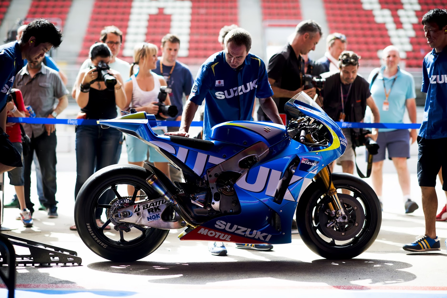suzuki-motogp-tests-spain-2013-4