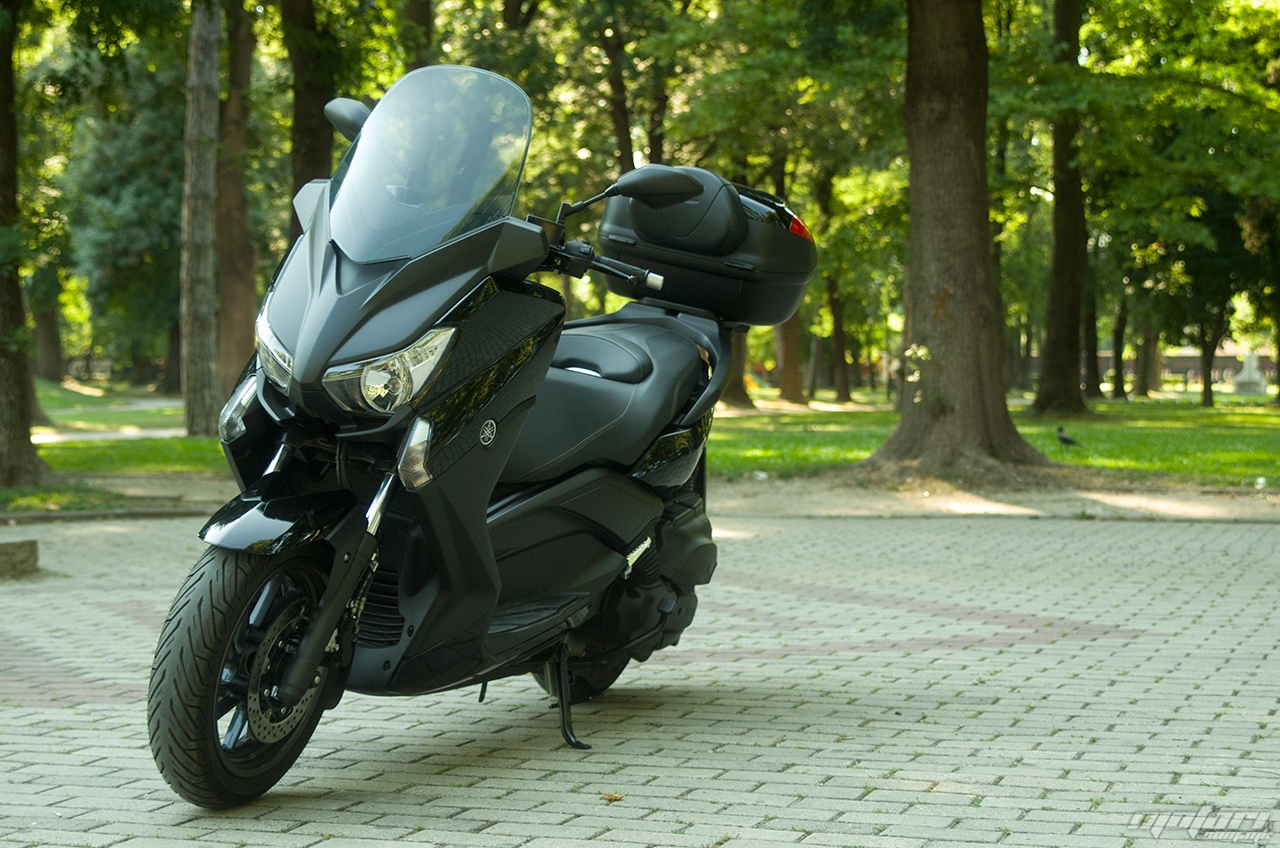 Прекрасниот X-Max 400 2015 плени со својот изглед yamaha xmax 400 2015 2